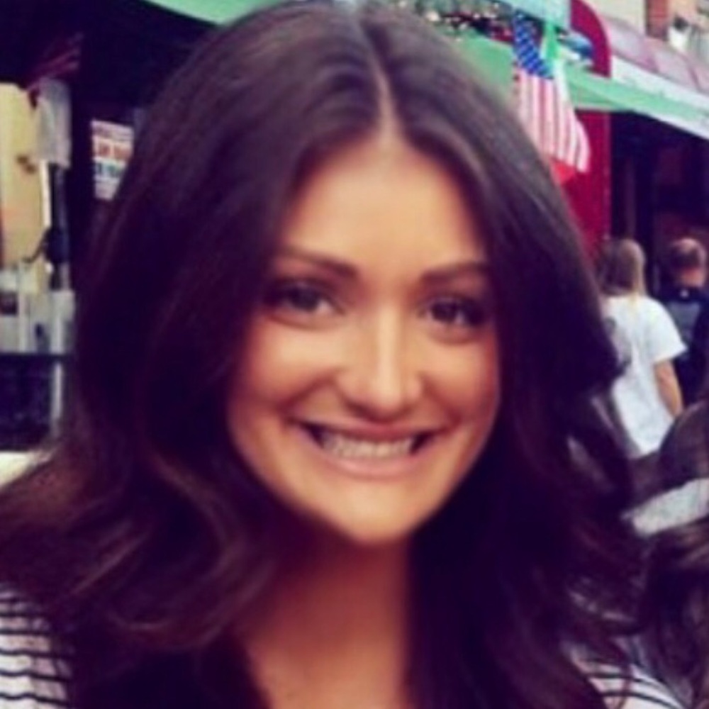 Meet your Posher, Alexis